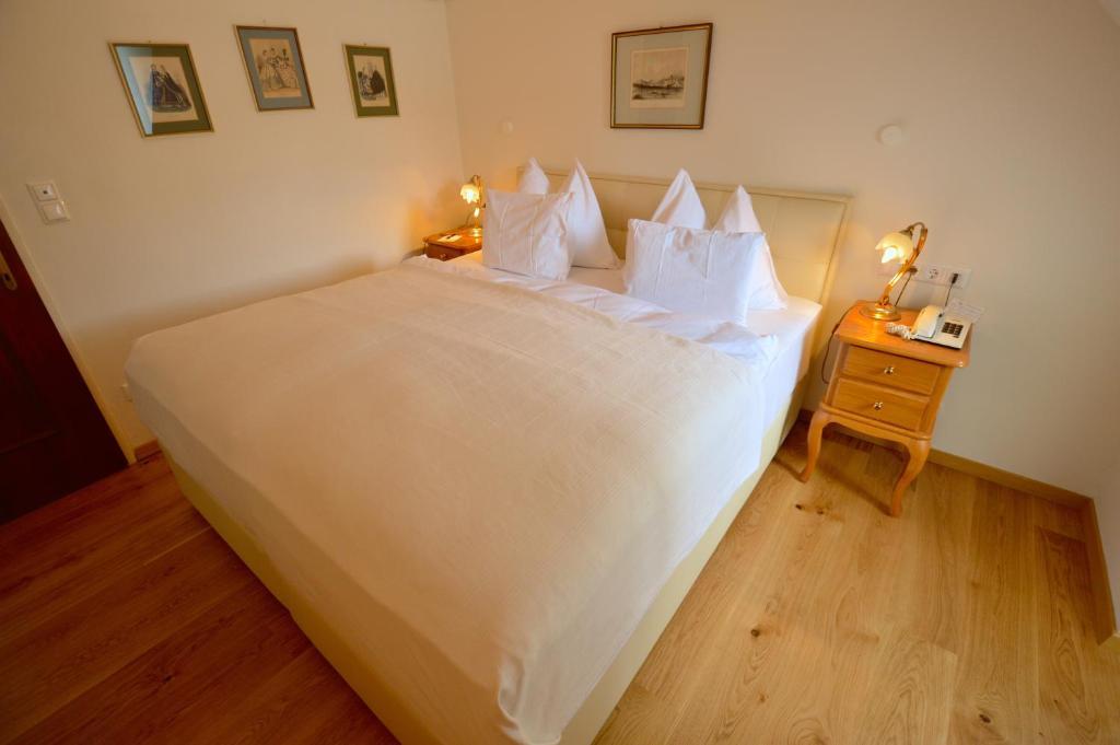 Hotel See-Villa Millstatt Eksteriør billede